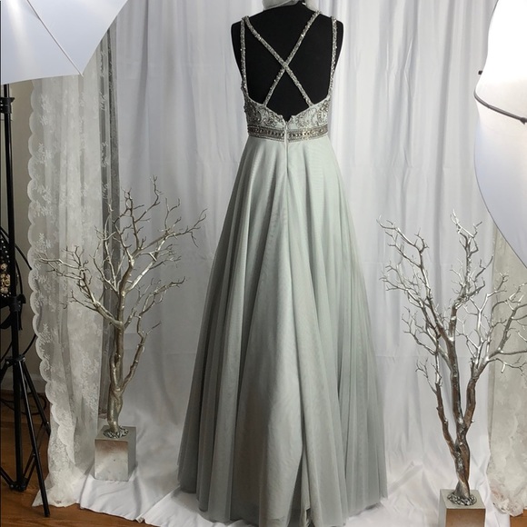 Gorgeous top sliver bedding prom dress - Picture 5 of 8